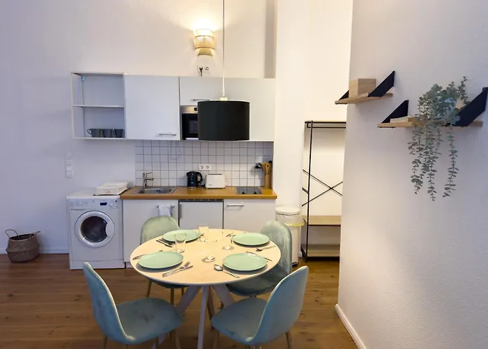 In Friedrichschain Area Apartamento *